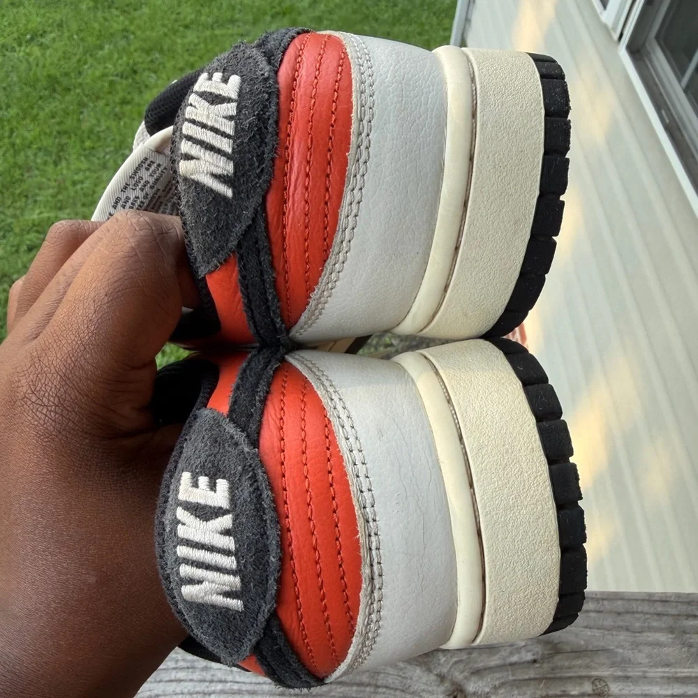 Men's Nike Dunk sneakers size 9